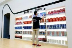 成为那不勒斯荣誉市民，梅尔滕斯：一来到这里，我就坠入了爱河
